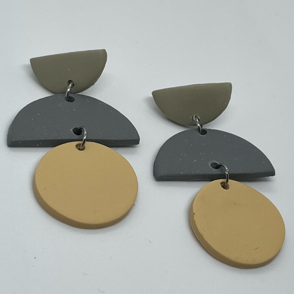 NWT Handmade Clay Earrings - Picture 2 of 11